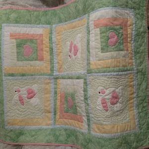 Bunny and Heart children's quilt. 52"x38"
